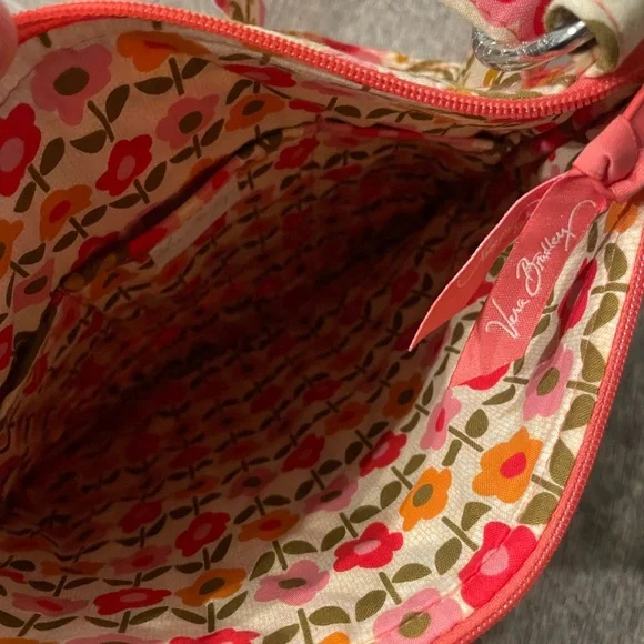 Vera Bradley Crossbody - Picture 5 of 5